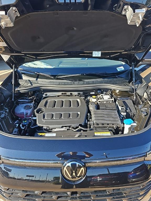 new 2025 Volkswagen Tiguan car, priced at $30,233