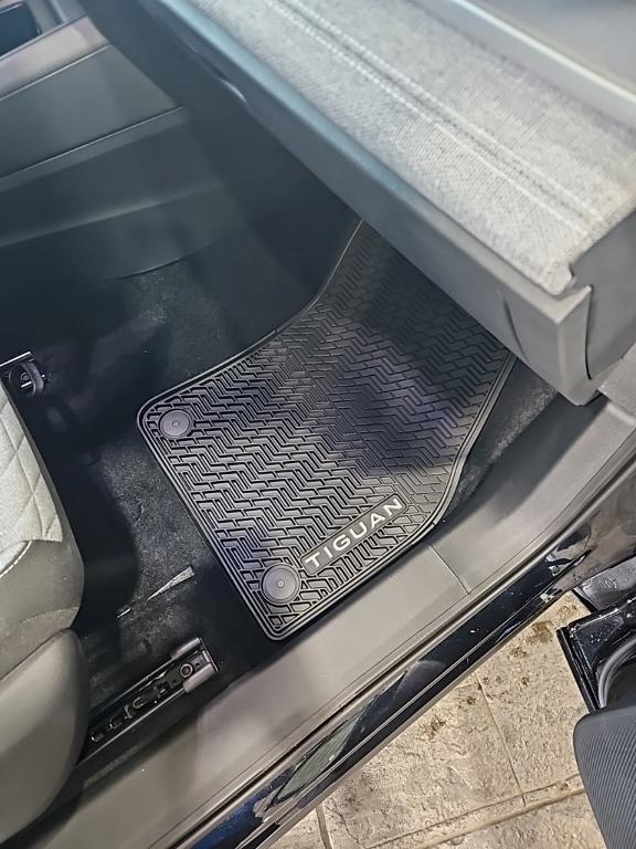 new 2025 Volkswagen Tiguan car, priced at $30,233