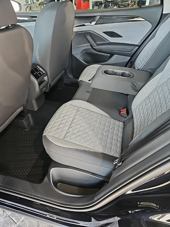 new 2025 Volkswagen Tiguan car, priced at $30,233