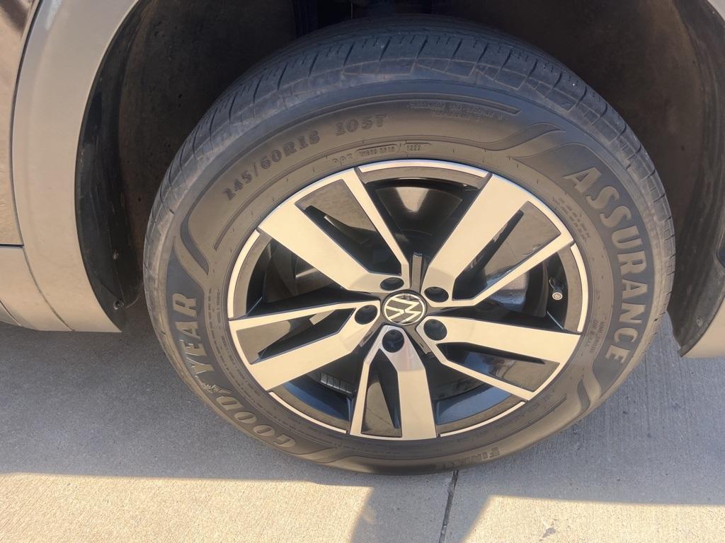 used 2023 Volkswagen Atlas car, priced at $24,999