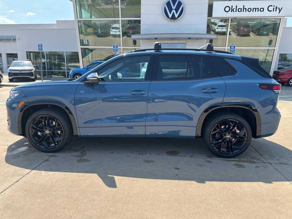 new 2025 Volkswagen Tiguan car, priced at $38,192