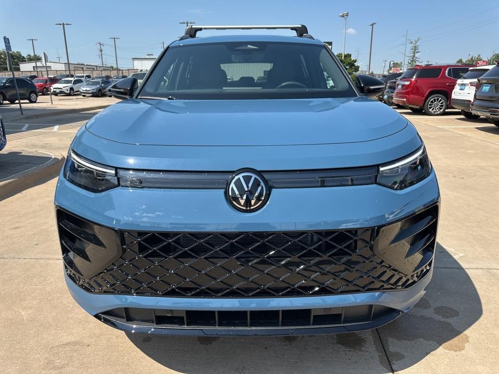 new 2025 Volkswagen Tiguan car, priced at $38,192