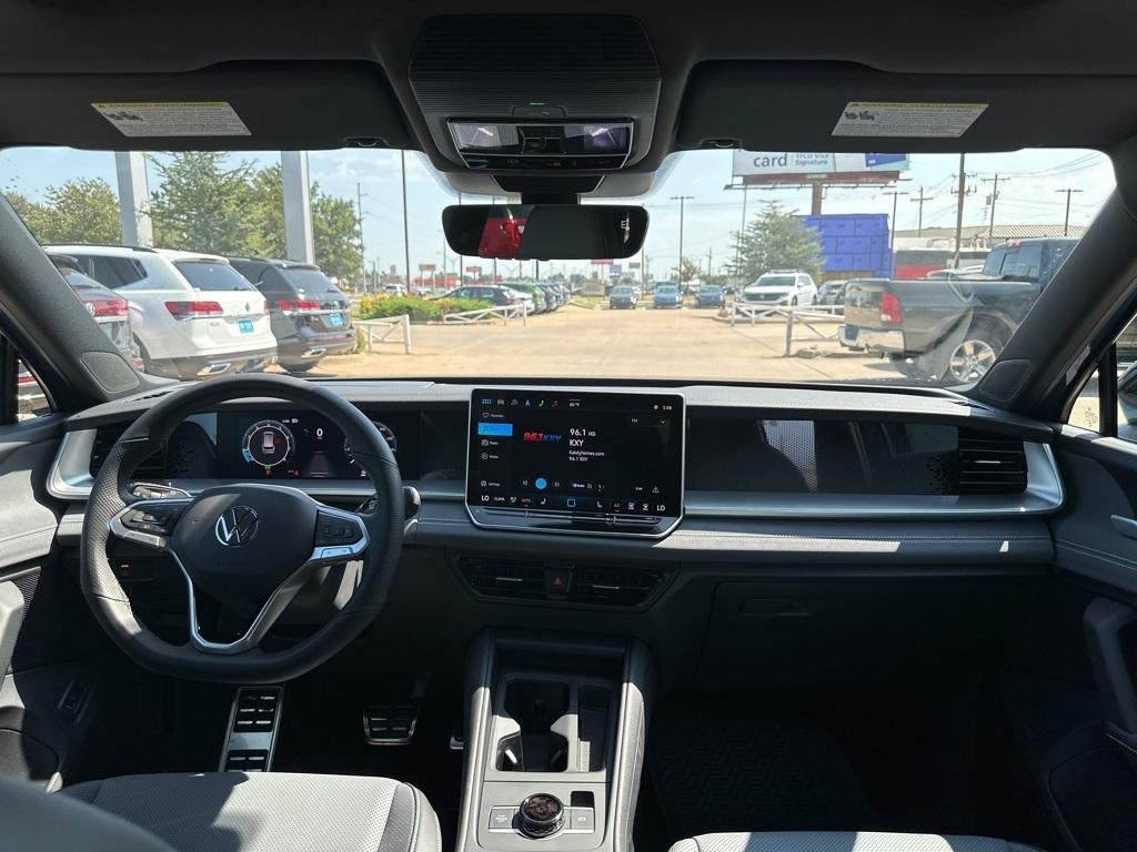 new 2025 Volkswagen Tiguan car, priced at $38,192