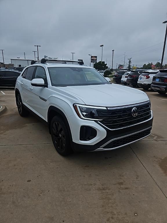 new 2026 Volkswagen Atlas Cross Sport car