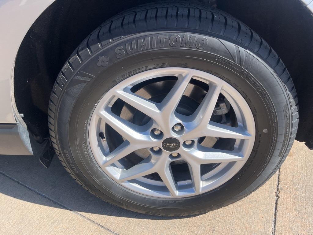 used 2024 Ford Edge car, priced at $26,500
