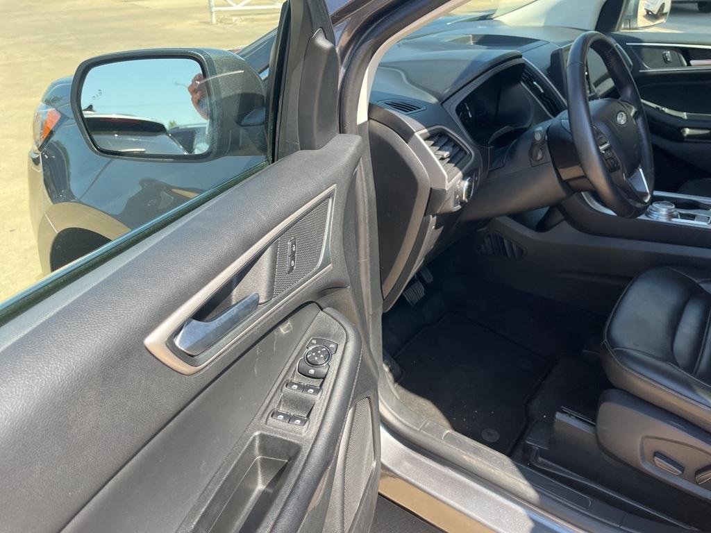 used 2024 Ford Edge car, priced at $26,500