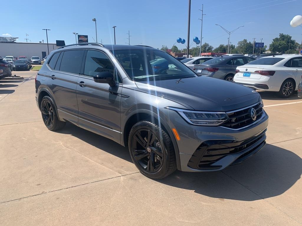 new 2024 Volkswagen Tiguan car, priced at $34,123