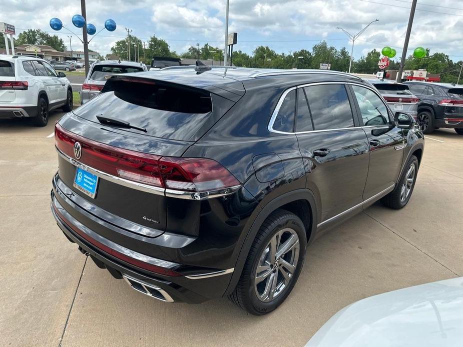 new 2024 Volkswagen Atlas Cross Sport car, priced at $47,099