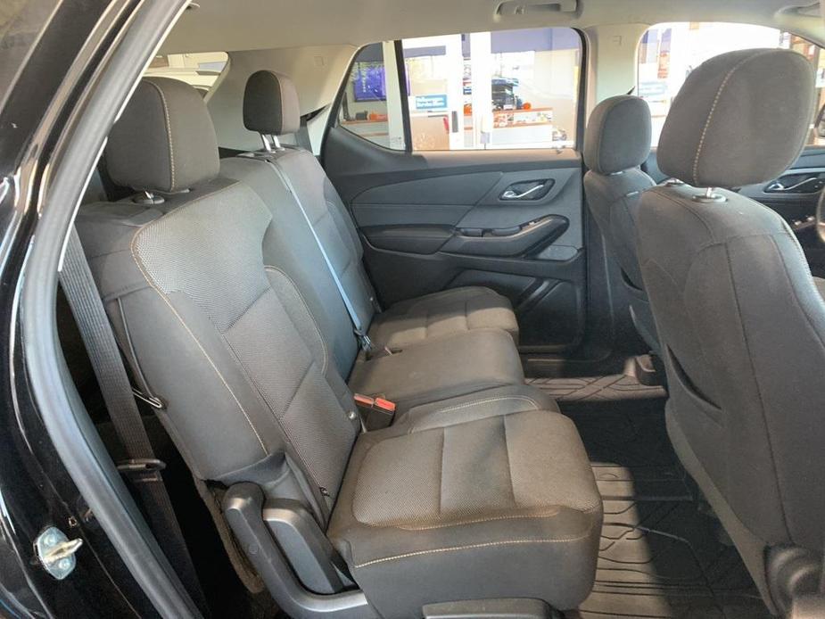 used 2021 Chevrolet Traverse car, priced at $19,489