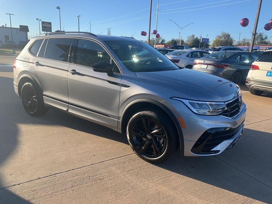 new 2024 Volkswagen Tiguan car, priced at $34,123