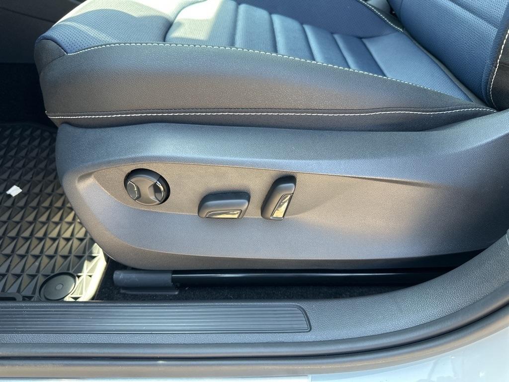 new 2025 Volkswagen Taos car, priced at $35,309