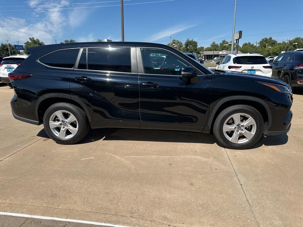 used 2024 Toyota Highlander car, priced at $31,757