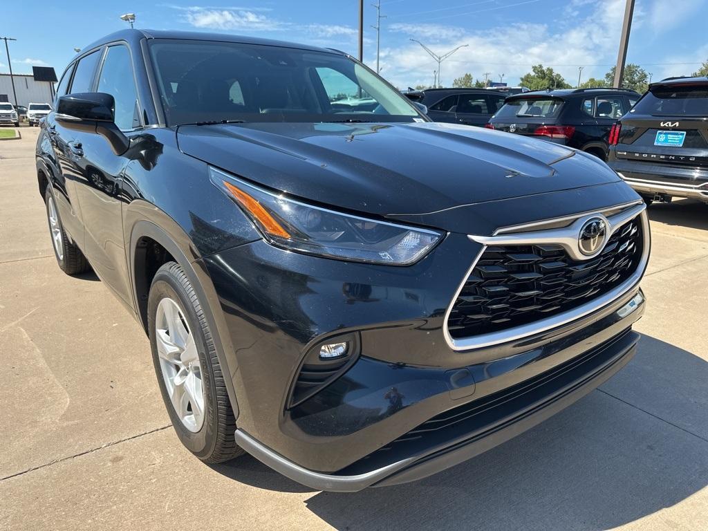 used 2024 Toyota Highlander car, priced at $31,757