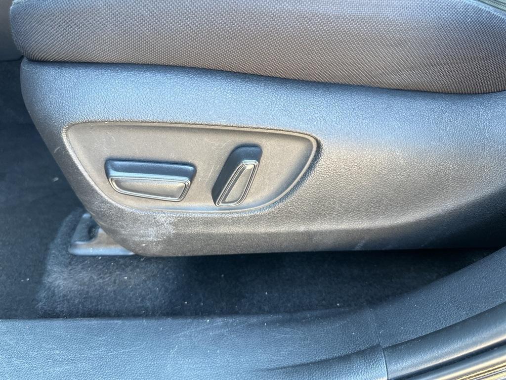 used 2024 Toyota Highlander car, priced at $31,757