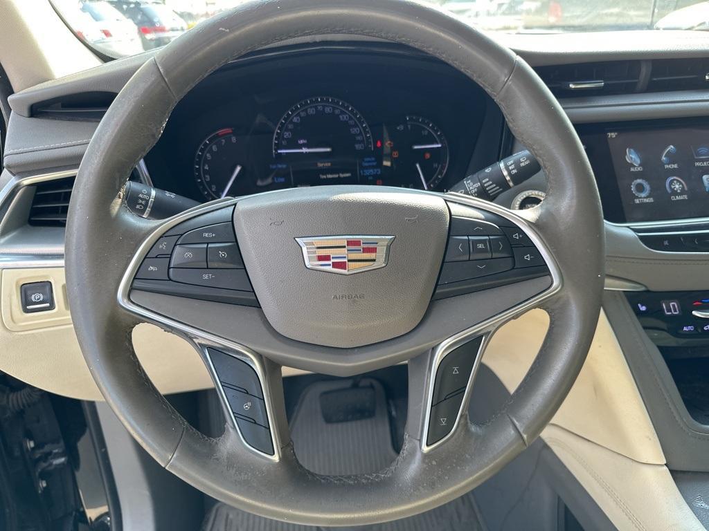 used 2017 Cadillac XT5 car, priced at $13,000