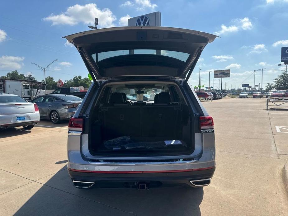 new 2024 Volkswagen Atlas car, priced at $47,154