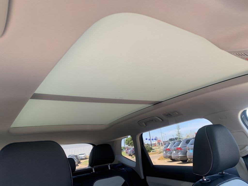 new 2025 Volkswagen Taos car, priced at $35,131