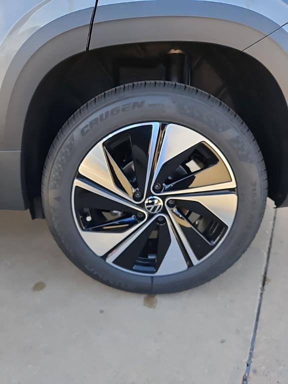 new 2026 Volkswagen Taos car, priced at $32,319