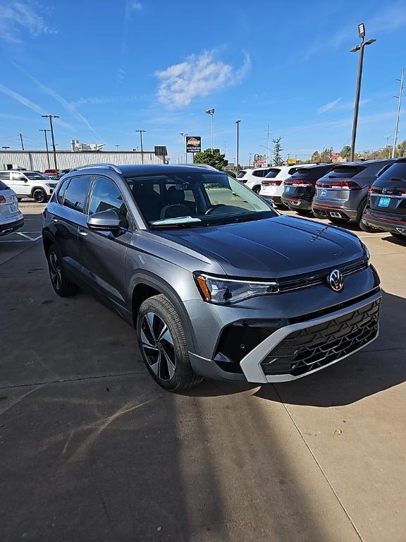 new 2026 Volkswagen Taos car, priced at $32,319