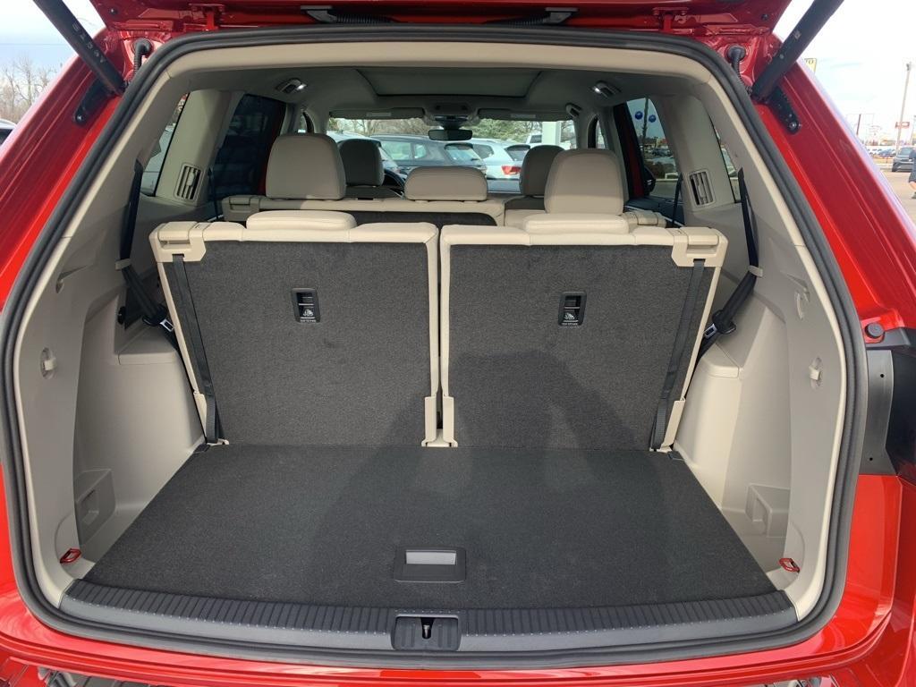 new 2025 Volkswagen Atlas car, priced at $43,653