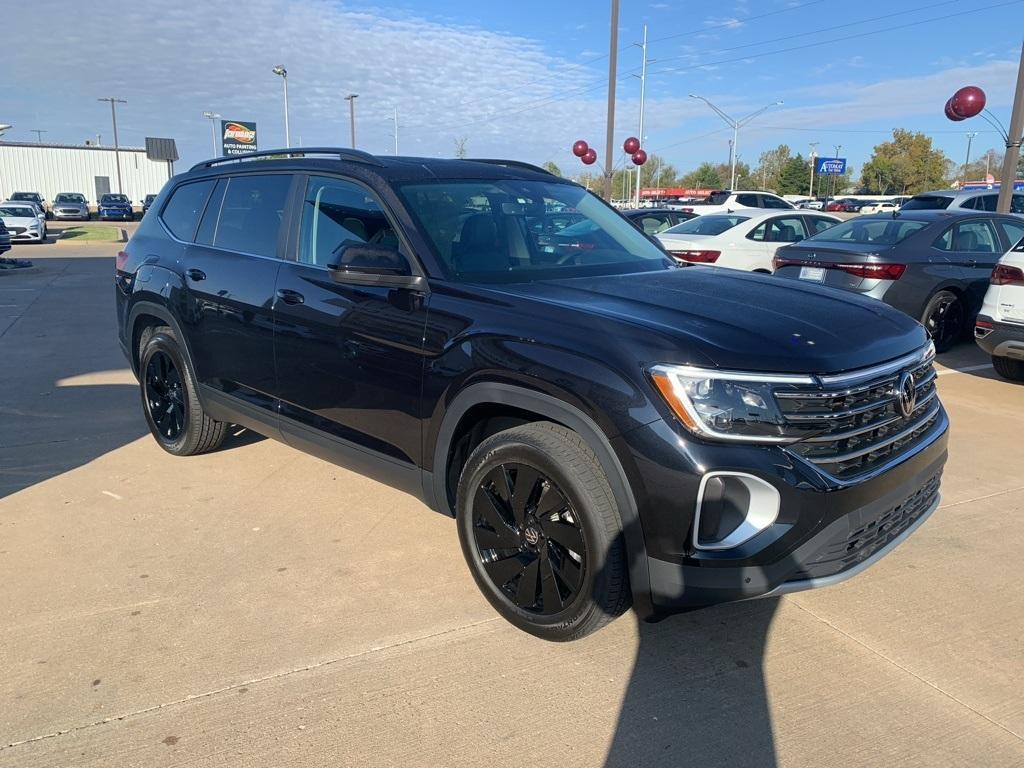 new 2025 Volkswagen Atlas car, priced at $47,073