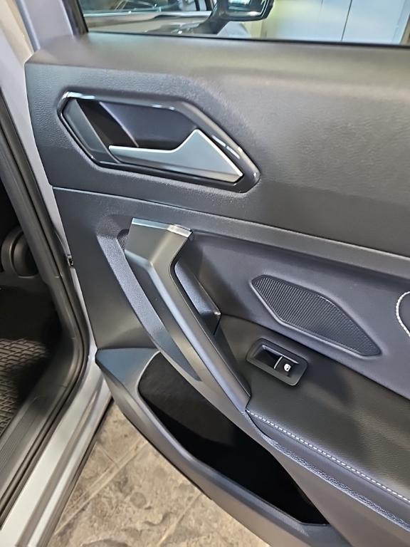 used 2022 Volkswagen Tiguan car, priced at $23,999