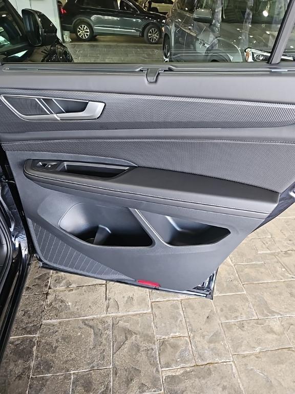 new 2026 Volkswagen Atlas Cross Sport car