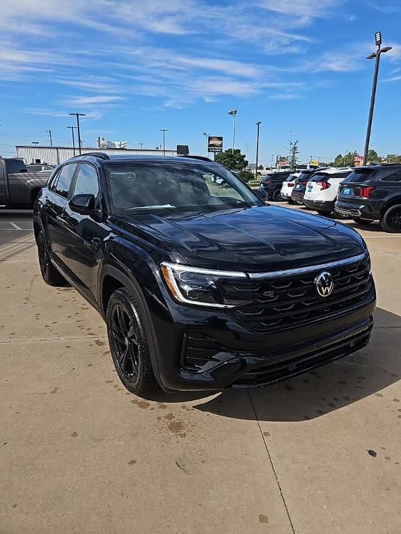 new 2026 Volkswagen Atlas Cross Sport car