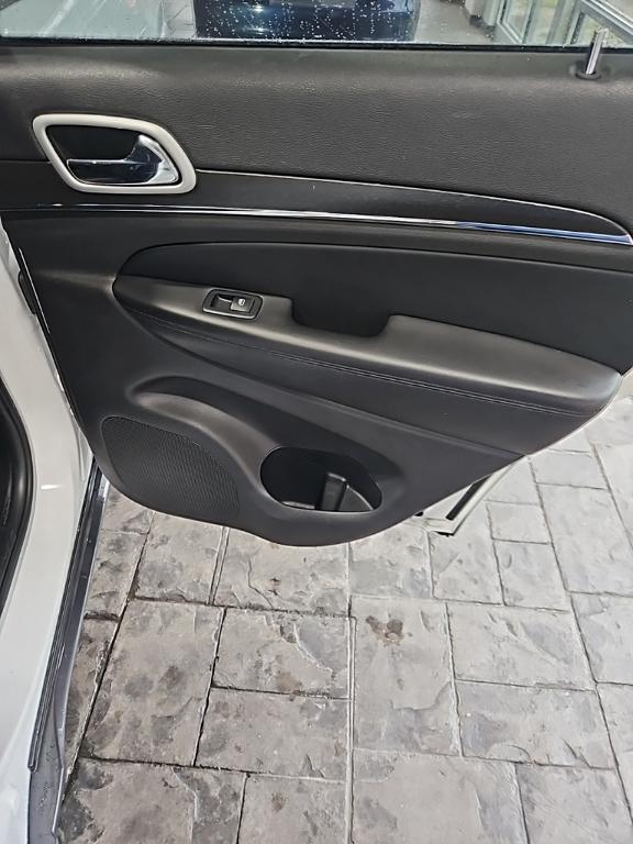 used 2018 Jeep Grand Cherokee car, priced at $13,999