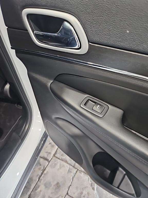 used 2018 Jeep Grand Cherokee car, priced at $13,999