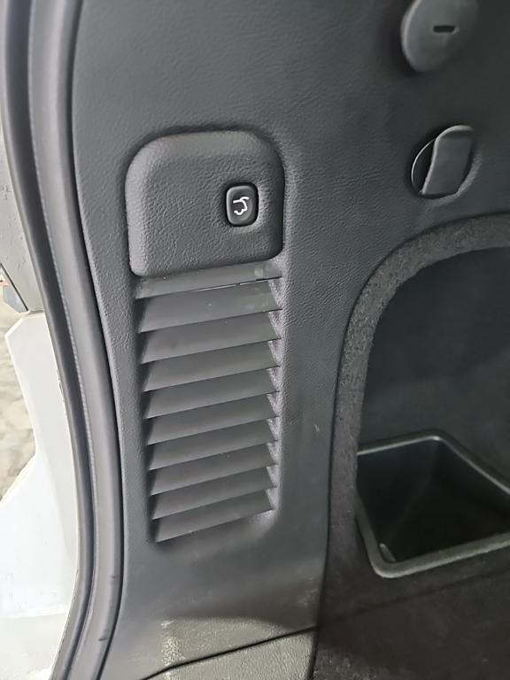 used 2018 Jeep Grand Cherokee car, priced at $13,999