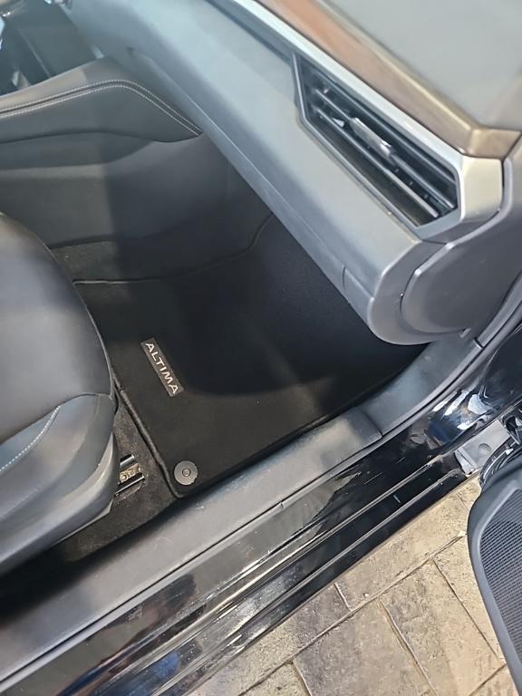 used 2023 Nissan Altima car, priced at $20,000