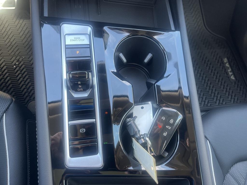 new 2025 Volkswagen Atlas car, priced at $51,848