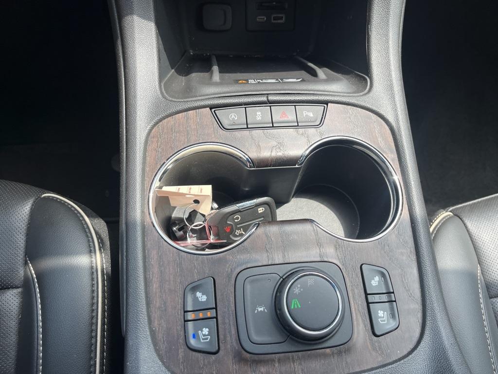 used 2023 GMC Acadia car, priced at $37,000