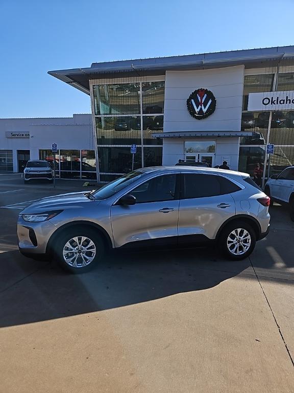 used 2023 Ford Escape car, priced at $22,263