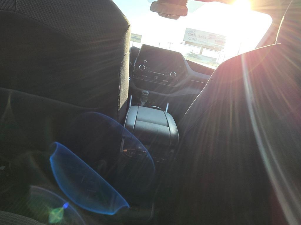 used 2023 Toyota Highlander car, priced at $28,194