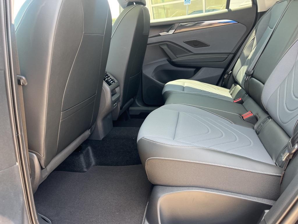 new 2025 Volkswagen Tiguan car, priced at $35,595