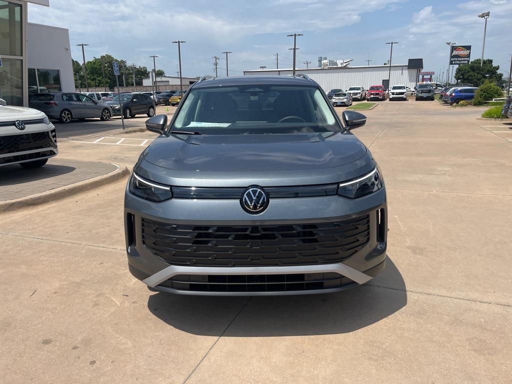 new 2025 Volkswagen Tiguan car, priced at $35,595