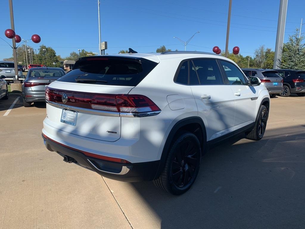 new 2025 Volkswagen Atlas Cross Sport car, priced at $44,603