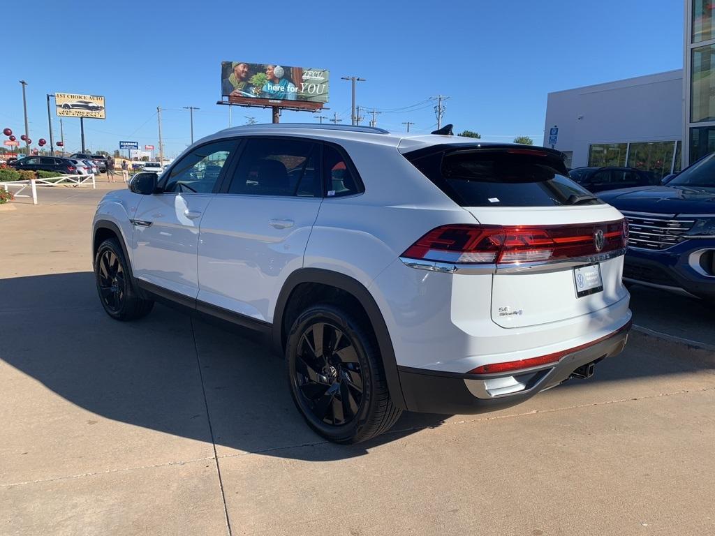 new 2025 Volkswagen Atlas Cross Sport car, priced at $44,603