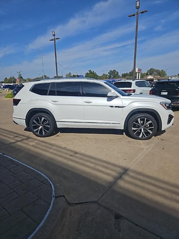 new 2026 Volkswagen Atlas car