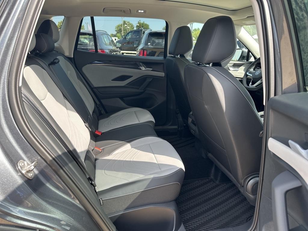 new 2025 Volkswagen Tiguan car, priced at $35,480