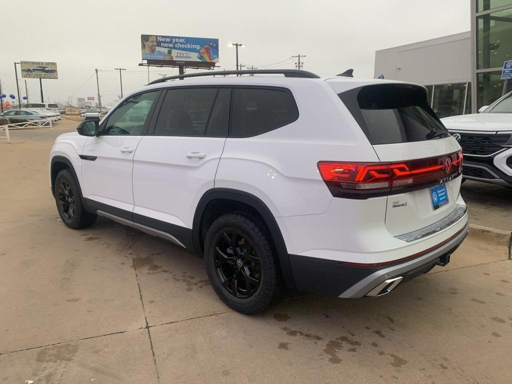 new 2025 Volkswagen Atlas car, priced at $47,308