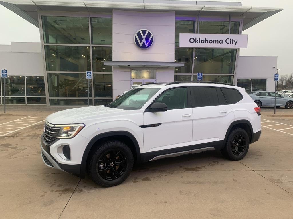 new 2025 Volkswagen Atlas car, priced at $44,808