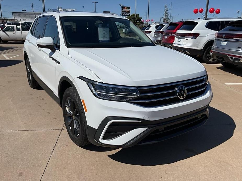 new 2024 Volkswagen Tiguan car, priced at $34,054