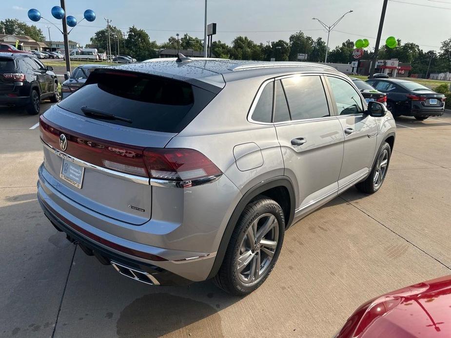 new 2024 Volkswagen Atlas Cross Sport car, priced at $47,367