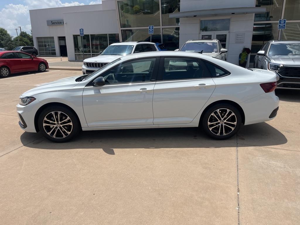 new 2025 Volkswagen Jetta car, priced at $25,024