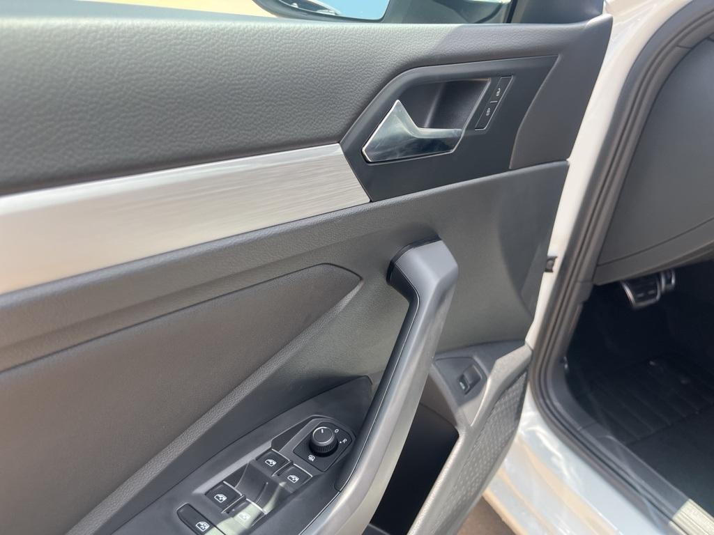 new 2025 Volkswagen Jetta car, priced at $25,024
