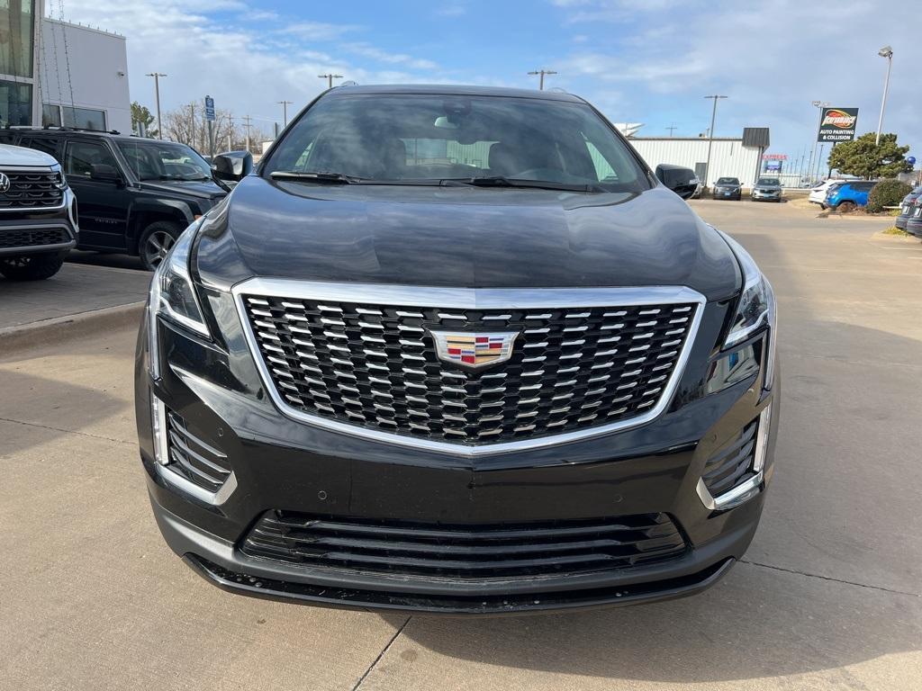 used 2023 Cadillac XT5 car, priced at $32,158