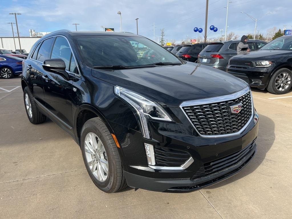 used 2023 Cadillac XT5 car, priced at $32,158